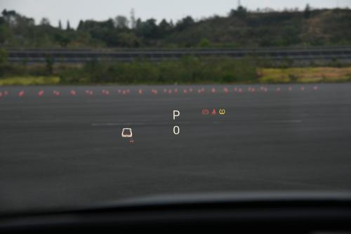 定位中大型SUV，续航651km，配四驱系统，体验长安启源E07