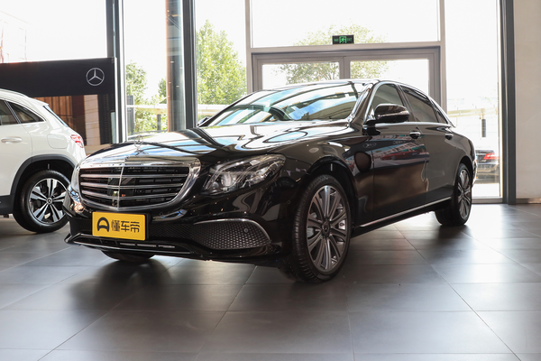 奔驰E级 2020款 改款 E 350 L 4MATIC供油方式_发动机图
