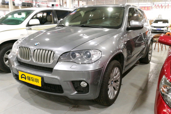 宝马X5(进口) 2011款 xDrive35i M运动型电动吸合门_舒适/防盗配置图
