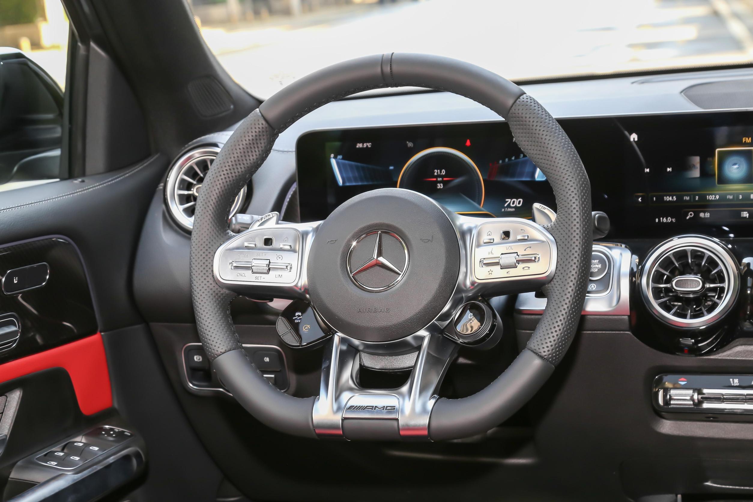 amg 2022款 amg glb 35 4matic图片_奔驰_14/172张图片_汽车内饰图库