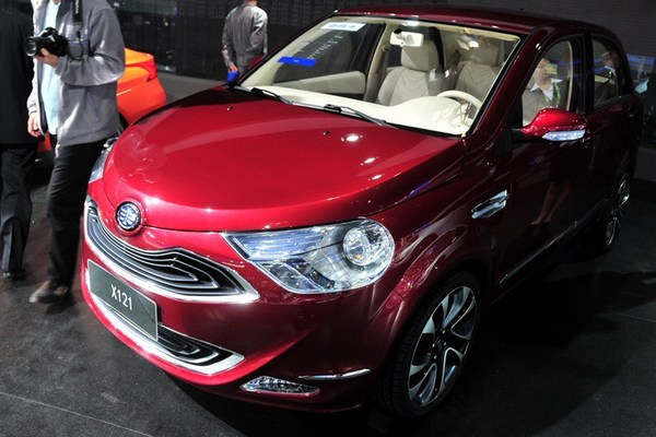 一汽X121 2012款 基本型厂商_基本信息图