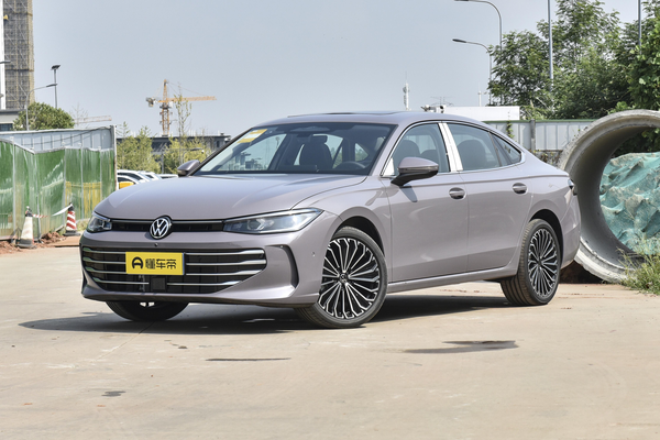 帕萨特 2025款 Pro 380TSI 龙尊版能源类型_基本信息图