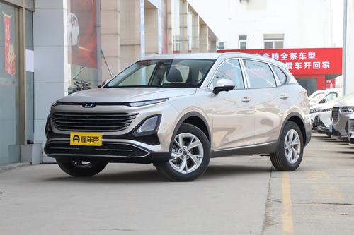 限时8.89万元起，轴距2772mm，配8155芯片+12.6英寸大屏，奔腾T90