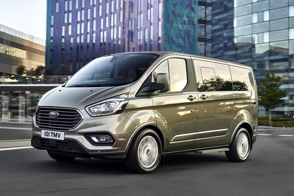 Tourneo Custom 2018款 基本型厂商_基本信息图