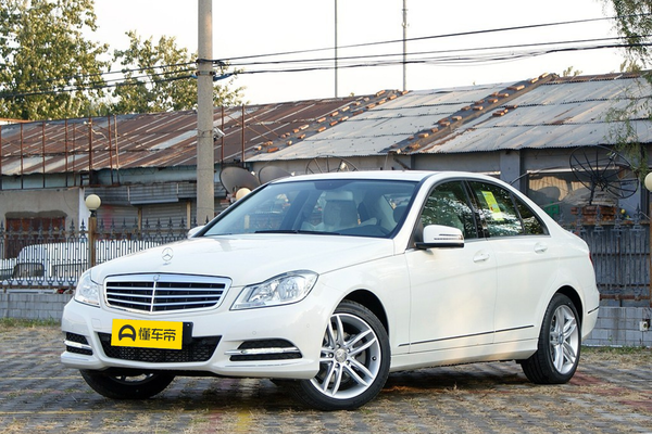 奔驰C级 2013款 C 260 CGI 优雅型厂商_基本信息图