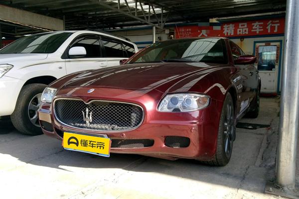 总裁 2004款 4.2L 旗舰版行李舱容积(L)_车身图