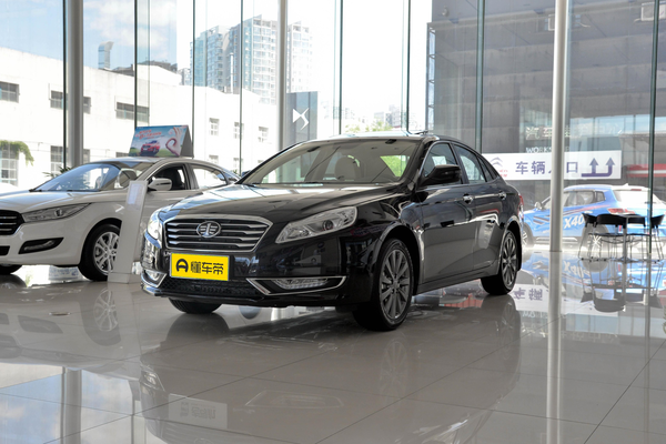 奔腾B70 2018款 2.0L 手动互联智享型宽(mm)_车身图