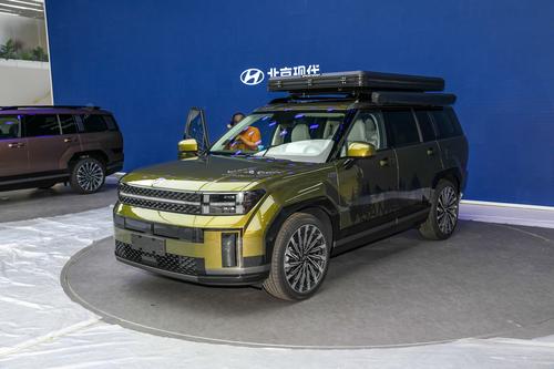 21.88万元，有5/7座可选，L2级辅助驾驶，百公里油耗8.43L