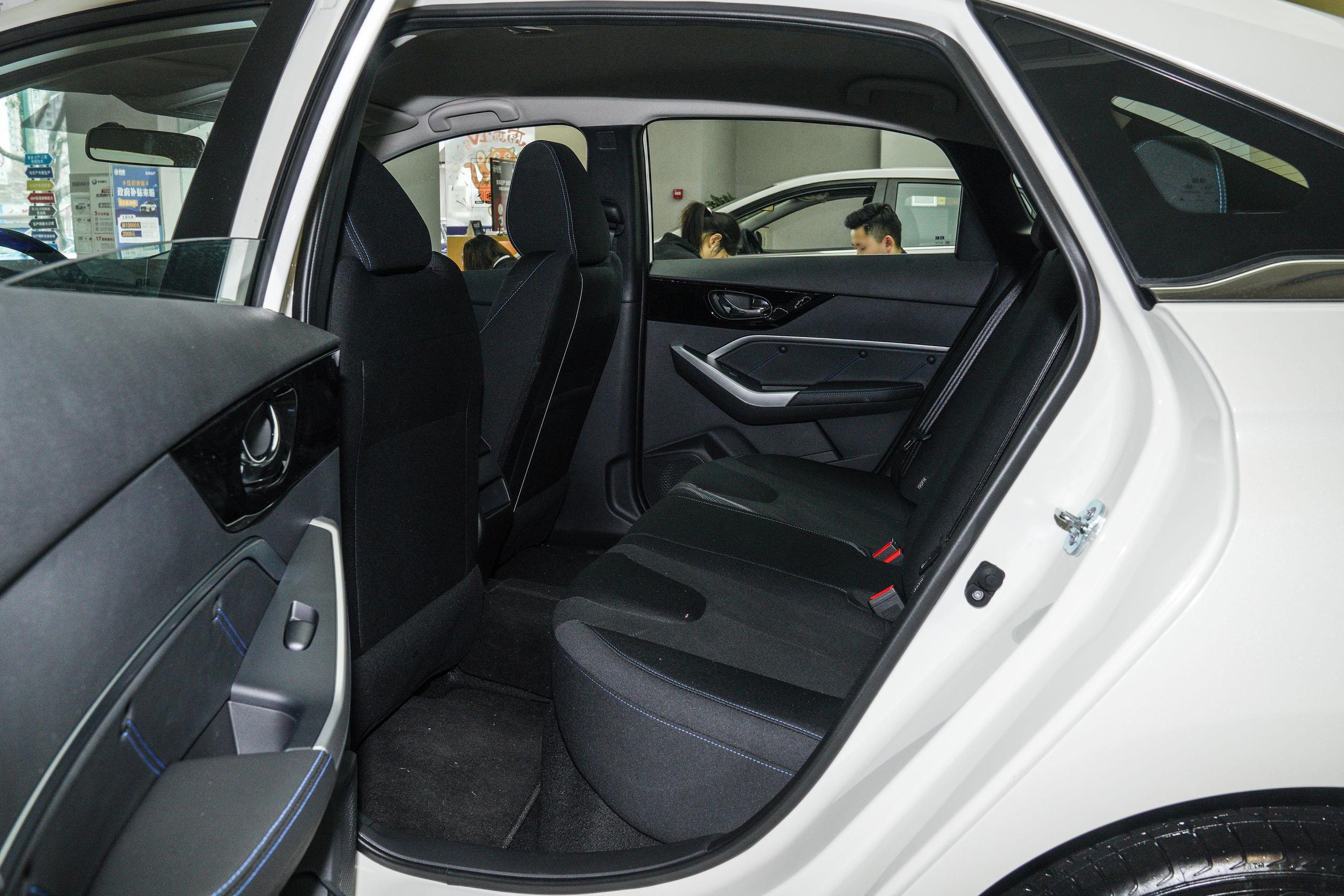 启辰d60 ev壁纸_启辰d60 ev_启辰d60 ev空间图片_5/468张图片_启辰d60