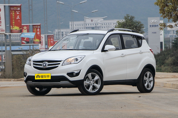 长安CS35 2016款 1.6L 手动尊贵型 国V厂商_基本信息图