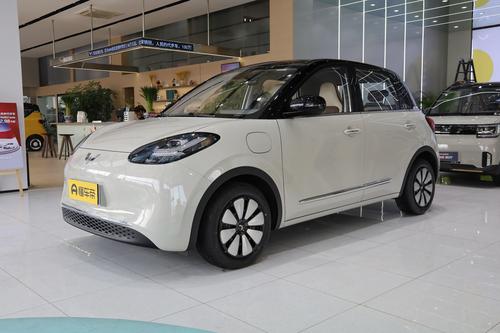 五菱缤果新增车型上市 增ESC/自动驻车等功能 8.08万元起售