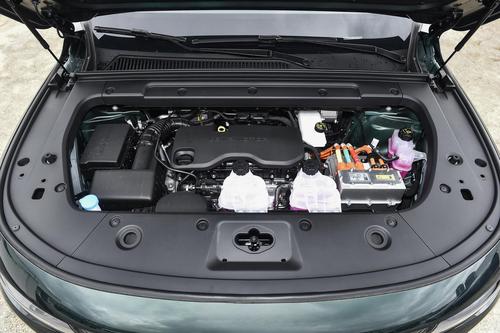 理想L7同级，15.58万起，大6座+彩电+8295芯片，这车值得入手吗？