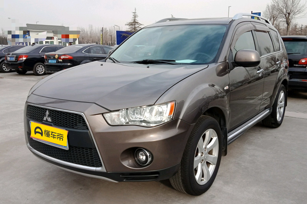 欧蓝德(进口) 2010款 劲界 3.0 精英GT版厂商_基本信息图