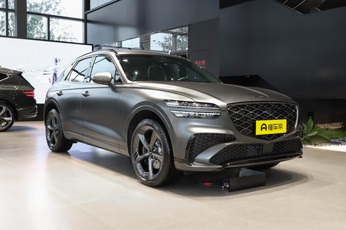 新款捷尼赛思GV70上市，29.3万元起售！既有豪华感，还有运动范儿