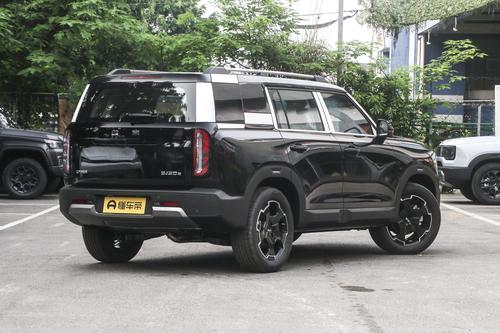 顶配置换价11.39万，方盒子设计，1.5T混动+2挡DHT，自驾游合适！