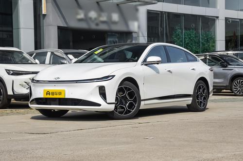 2025款启源A07真香版：外观时尚内饰豪华，空间宽敞配置丰富