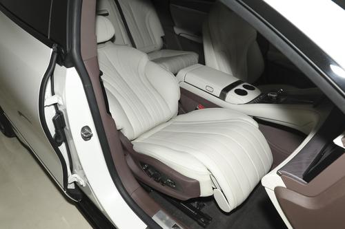 腾势Z9GT实车内饰正式发布，配备前后双冰箱，有望于年内上市