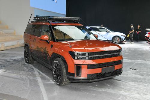 韩系车入局硬派SUV市场，搭2.0T+8AT，可选5/6/7座，轻越野看TA！