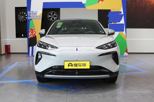 腾势N7：17.3英寸中控大屏+帝瓦雷音响，前后都有座椅按摩！