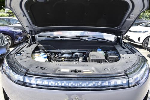 东风奕派eπ008 ，6座布局，21.66万起售，轴距3025mm，值得买吗？