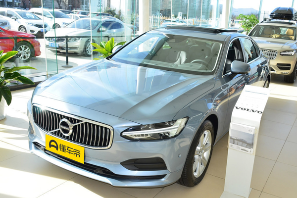 沃尔沃S90 2018款 T4 智逸版天窗类型_外部配置图