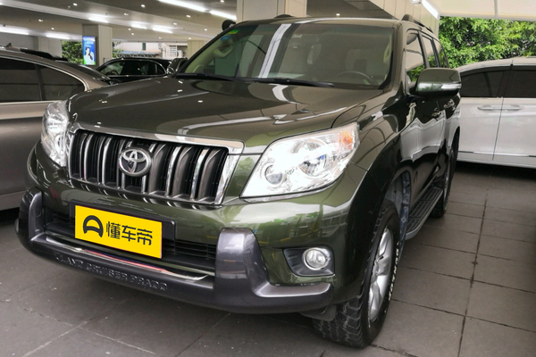 普拉多 2010款 4.0L 自动TX方向盘材质_内部配置图