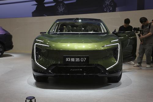 阿维塔07大定火爆，上市20小时内订单破万