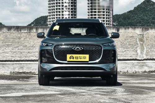 奇瑞中型SUV发新款，10.99万起，加3000可升7座，高配带女王副驾