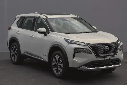 Top 13 Family SUVs for GCC buyers 2025: Reliable, spacious, tech - savvy. From Toyota Land Cruiser to Hyundai Palisade. 
