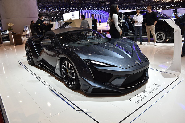 芬尼尔SuperSport 2018款 基本型厂商_基本信息图