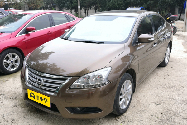 轩逸 2012款 1.8XL 手动豪华版油箱容积(L)_车身图