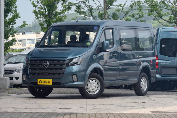 图雅诺X8 2024款 商运版 多功能乘用车 2.0T手动 短轴低顶 后单胎5/6座 4F20TC3厂商_基本信息图