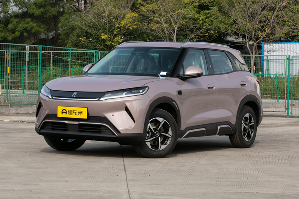 元UP 2025款 智驾版 401KM超越型厂商_基本信息图