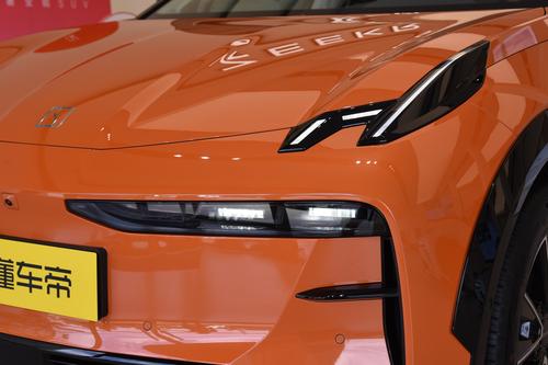 国产性能SUV，最快3.7s破百，搭400V快充，可选冰箱，家用也合适