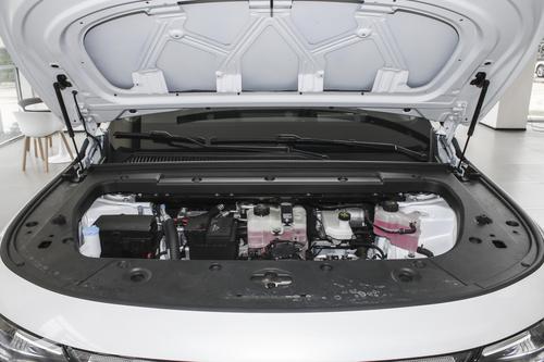 搭8295芯片，续航530km，零跑C10值得入手吗？