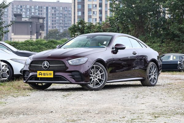 奔驰E级(进口) 2023款 E 300 轿跑车官方百公里加速时间(s)_基本信息图