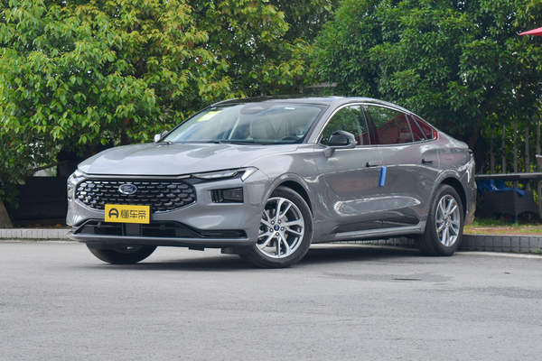 蒙迪欧 2022款 改款 EcoBoost 245 豪华型行李舱容积(L)_车身图