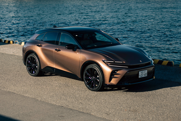 皇冠Sport 2024款 2.5L HEV E-Four Z 日本版厂商_基本信息图