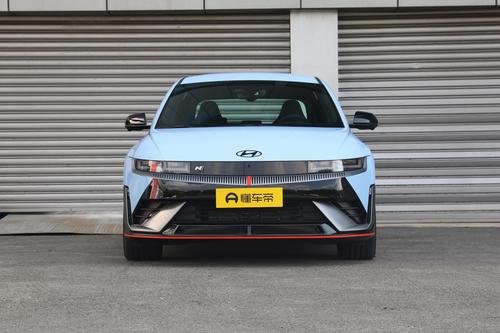 马斯克都夸的现代车，预售价39.88万，原厂可下赛道，现代IONIQ 5 N