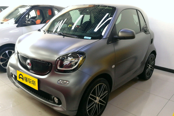 smart fortwo 2017款 0.9T 66千瓦灰引力特别版 国V厂商_基本信息图