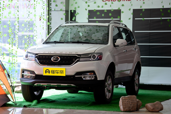 陆风X8 2017款 2.0T 汽油4X4超豪华型厂商_基本信息图