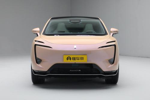 阿维塔11：轴距2975mm，配三块大屏，纯电续航700km！