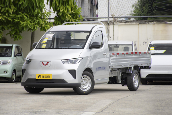 五菱扬光电卡 2025款 单排平板 260km 标准型厂商_基本信息图