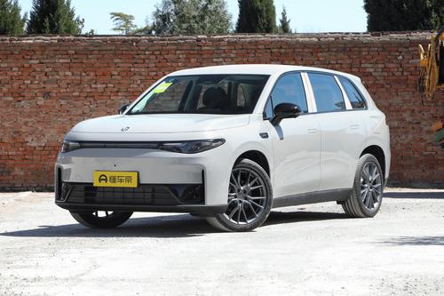 10万预算家用SUV，零跑C10的智能配置表现如何？深度体验