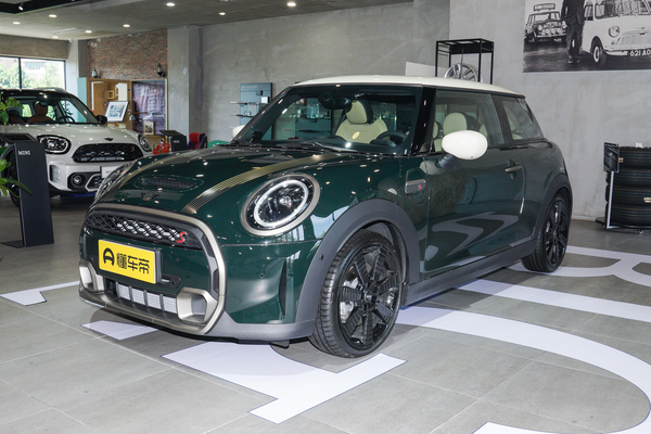 MINI 2022款 2.0T COOPER S 执迷特别版厂商_基本信息图