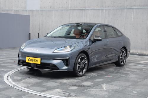 埃安全新中型车，预售11.98万起，续航650km，适合家用吗？