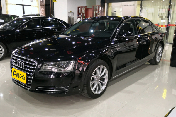 奥迪A8 2011款 A8L 3.0 TFSI quattro舒适型(245kW)车载冰箱_空调/冰箱图