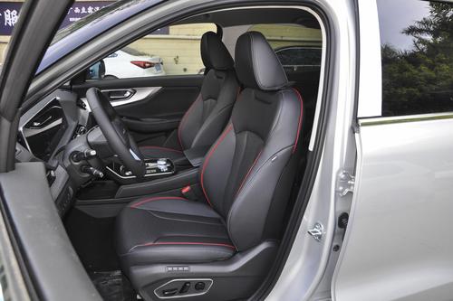 北京X7：中型SUV，配188马力+7DCT，百公里油耗6.8L，值得入手