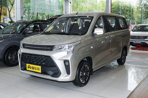 风光380 2022款 1.5L 舒适型客车钢板弹簧 7座厂商_基本信息图