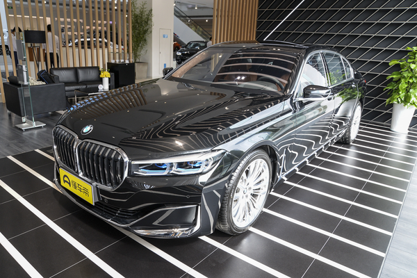 宝马7系 2019款 M760Li xDrive V12 豪华套装发动机_基本信息图